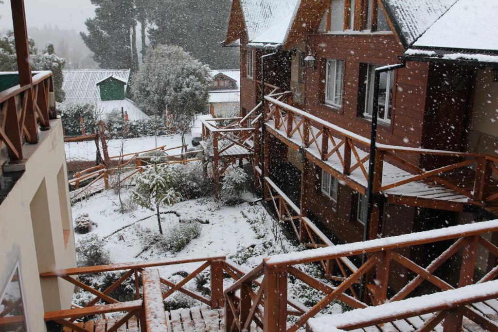 Puente Austral Aparthotel San Carlos de Bariloche Exterior foto